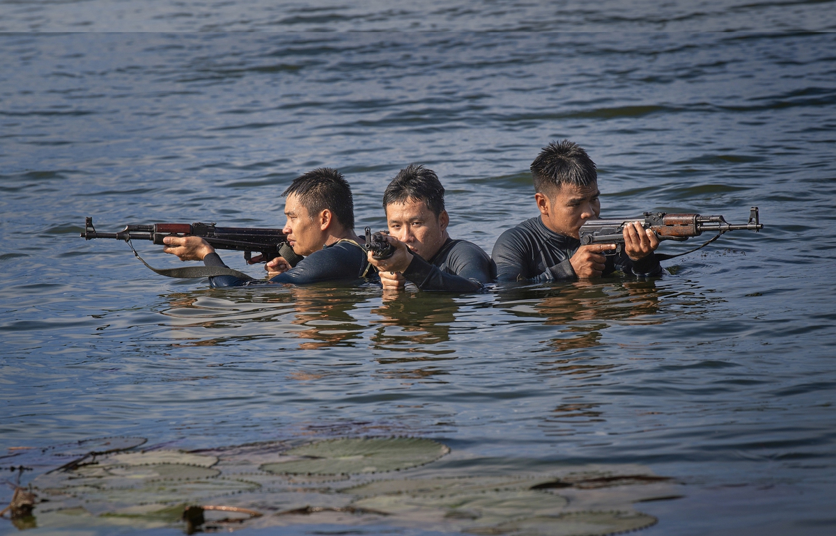 6 thập kỷ "anh dũng, mưu trí, tinh nhuệ" của Lữ đoàn Đặc công Hải quân Anh hùng- Ảnh 4.