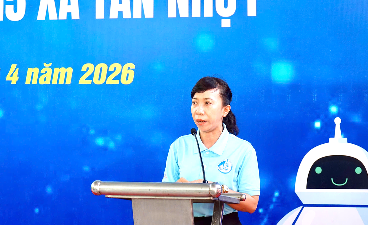 TPHCM: Đưa dịch vụ công về tận ấp, người dân tự tin làm hồ sơ trực tuyến- Ảnh 2.