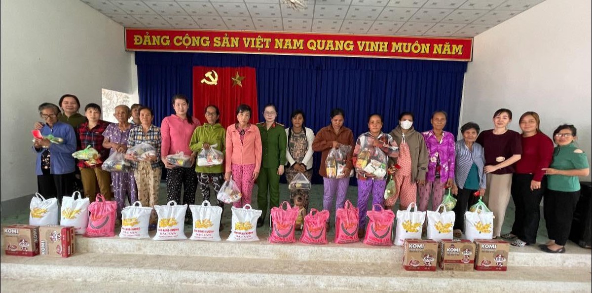 Cần Thơ: Rộn ràng hoạt động mừng Tết cổ truyền Chôl Chnăm Thmây- Ảnh 10. Cần Thơ: Rộn ràng hoạt động mừng Tết cổ truyền Chôl Chnăm Thmây- Ảnh 10.