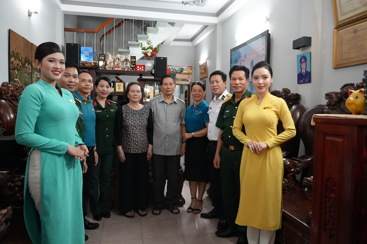 Ban Vì sự tiến bộ của phụ nữ Bộ Quốc phòng tri ân những người làm nên lịch sử- Ảnh 10.