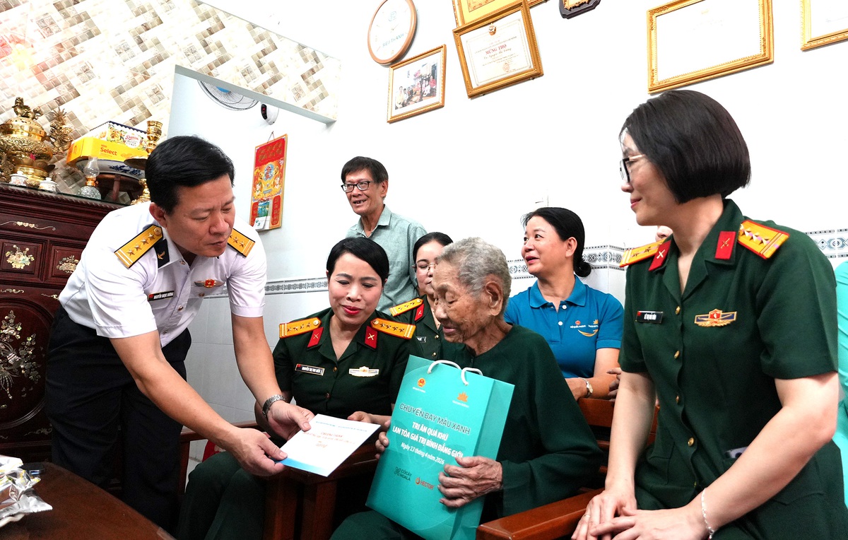 Ban Vì sự tiến bộ của phụ nữ Bộ Quốc phòng tri ân những người làm nên lịch sử- Ảnh 7.