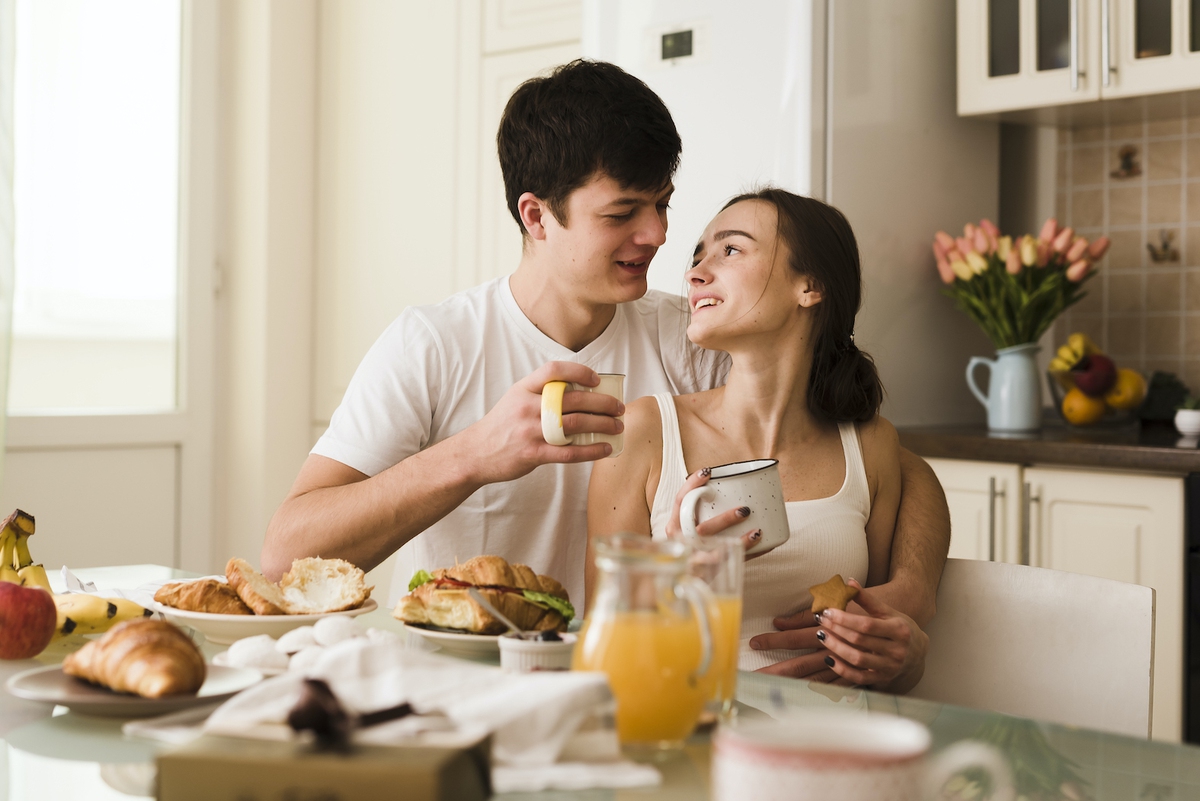 3 lý do nhiều cặp đôi sốc sau kết hôn- Ảnh 1.