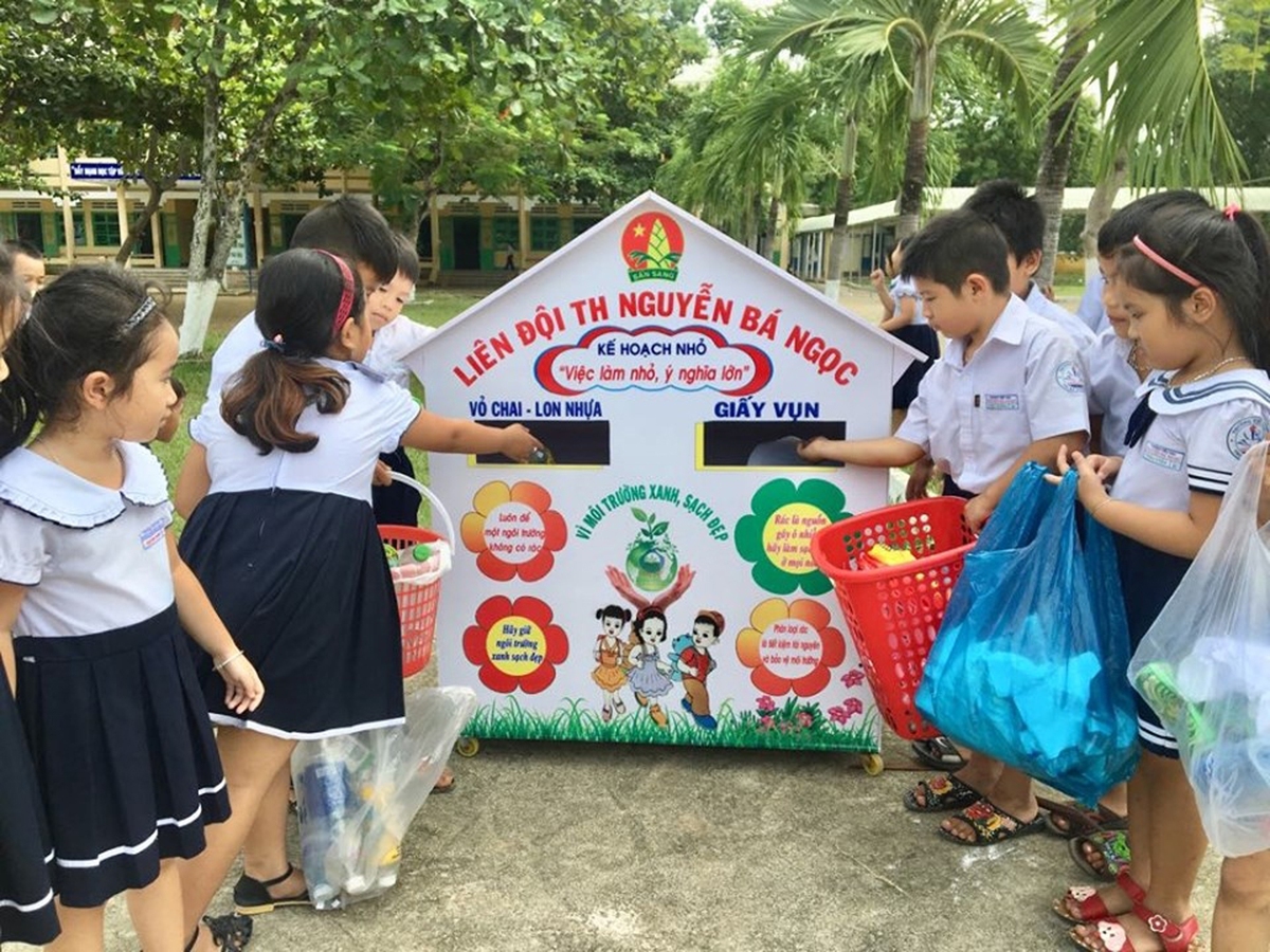 Khi “Kế hoạch nhỏ” không còn là nhỏ: Nhìn lại một phong trào có ý nghĩa giáo dục đang bị biến tướng- Ảnh 1. Khi “Kế hoạch nhỏ” không còn là nhỏ: Nhìn lại một phong trào có ý nghĩa giáo dục đang bị biến tướng- Ảnh 1.