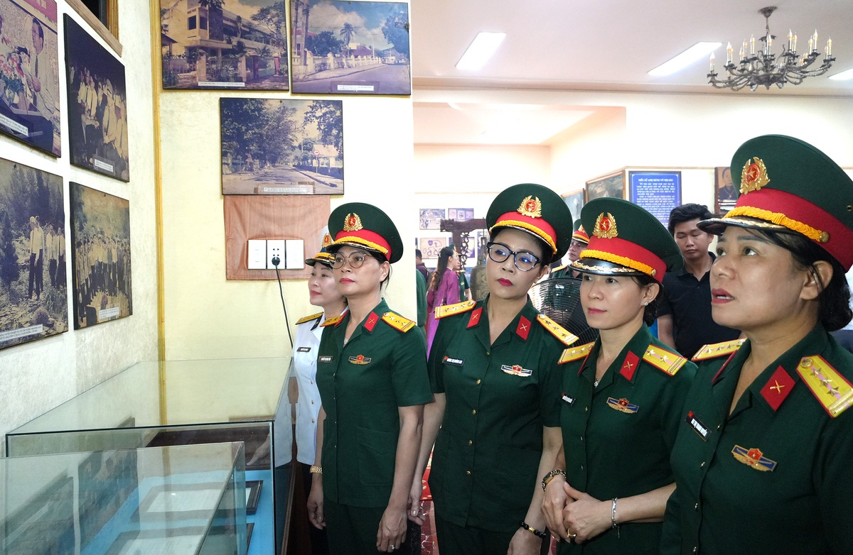 Những câu chuyện xúc động từ "Chuyến bay màu xanh" trên quê hương nữ anh hùng Võ Thị Sáu- Ảnh 5.