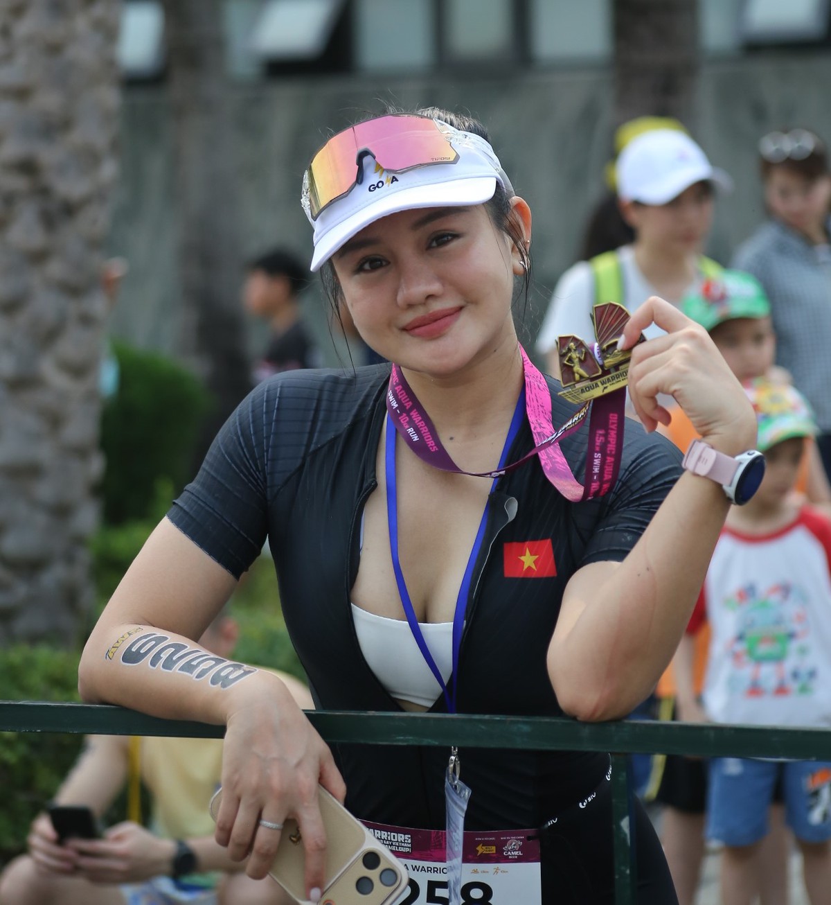 Nữ "chiến binh" tại cuộc đua thể thao đầy thử thách bên bờ vịnh Hạ Long- Ảnh 8. Nữ "chiến binh" tại cuộc đua thể thao đầy thử thách bên bờ vịnh Hạ Long- Ảnh 8.