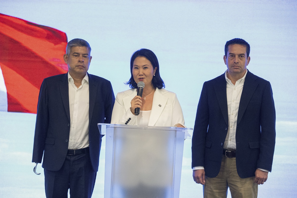 Bà Keiko Fujimori dẫn đầu cuộc bầu cử Tổng thống Peru- Ảnh 1.