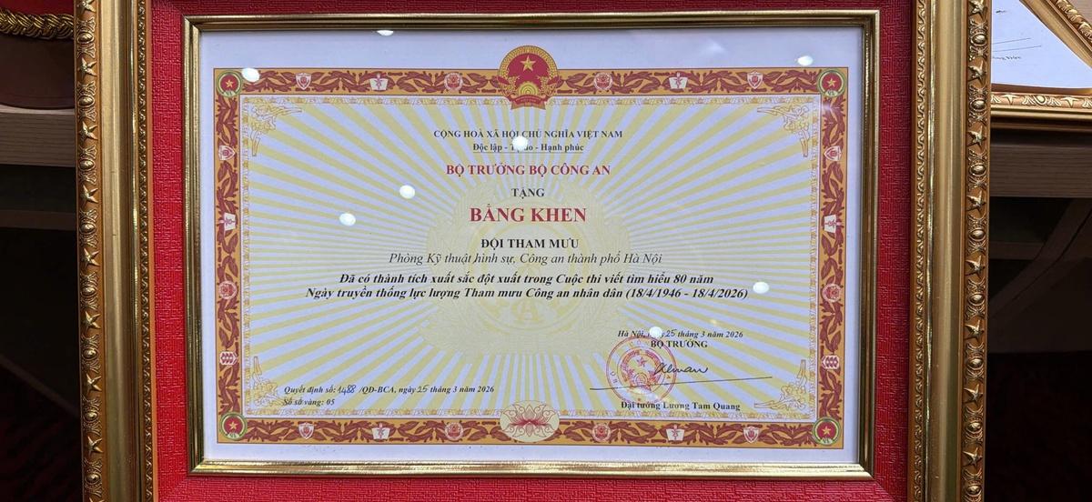 Cán bộ tham mưu Kỹ thuật hình sự Công an Hà Nội: Thầm lặng giữ cho mỗi quyết định đi đúng hướng- Ảnh 7.