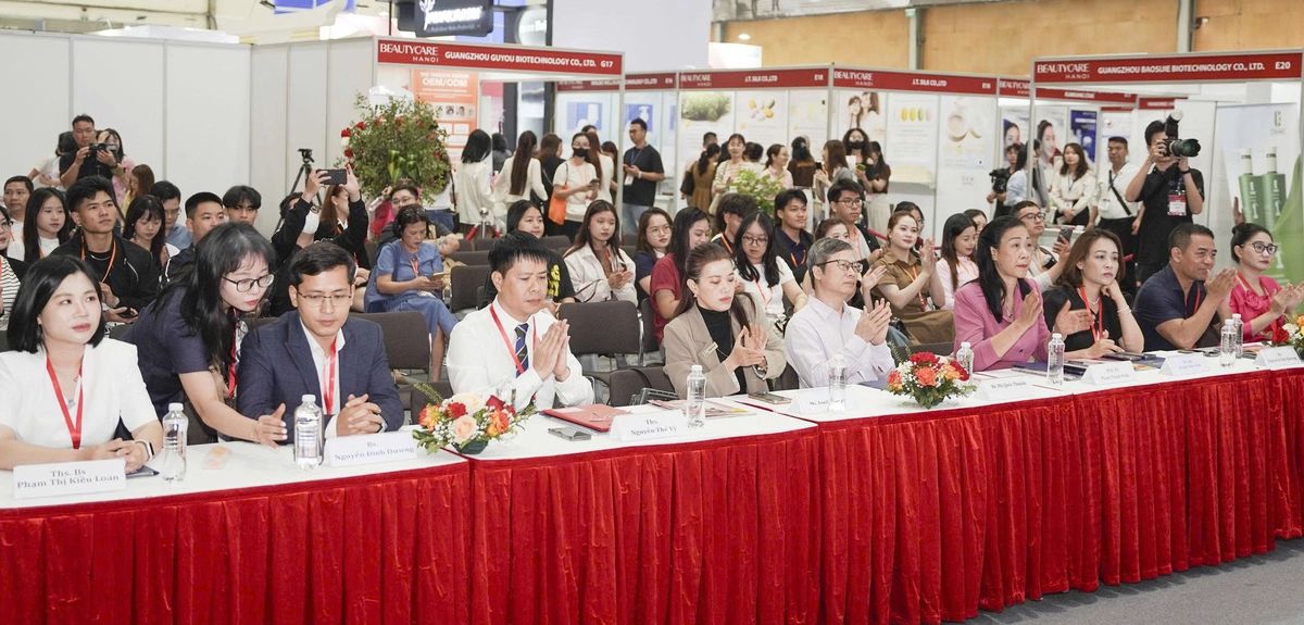 Xu hướng thẩm mỹ Việt Nam: Đẹp bền vững, an toàn và cá thể hóa điều trị- Ảnh 1.