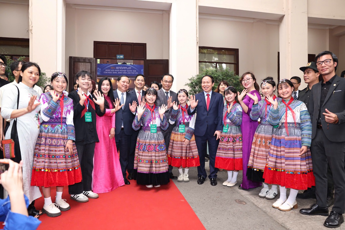 Phó Thủ tướng Lê Tiến Châu: Đẩy mạnh khởi nghiệp học sinh, sinh viên theo hướng thực chất, hiệu quả- Ảnh 2.