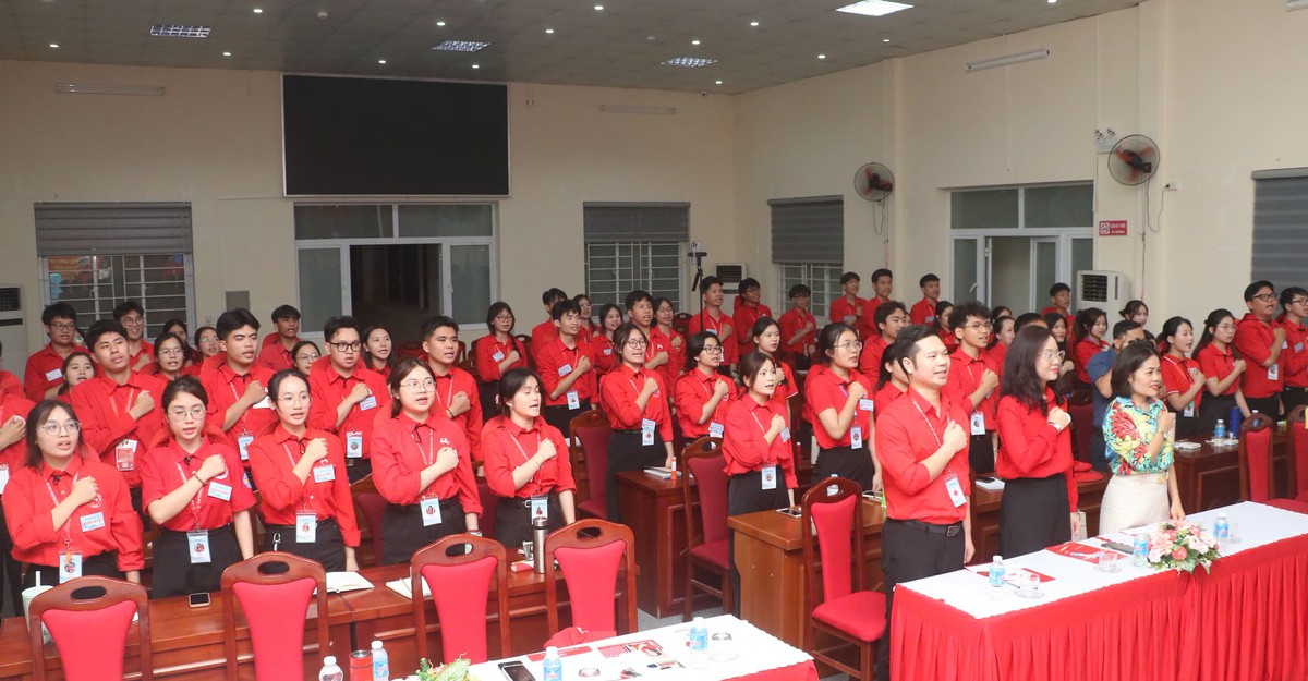 63 nữ tình nguyện viên tham gia Trại huấn luyện thủ lĩnh vận động hiến máu toàn quốc- Ảnh 2.