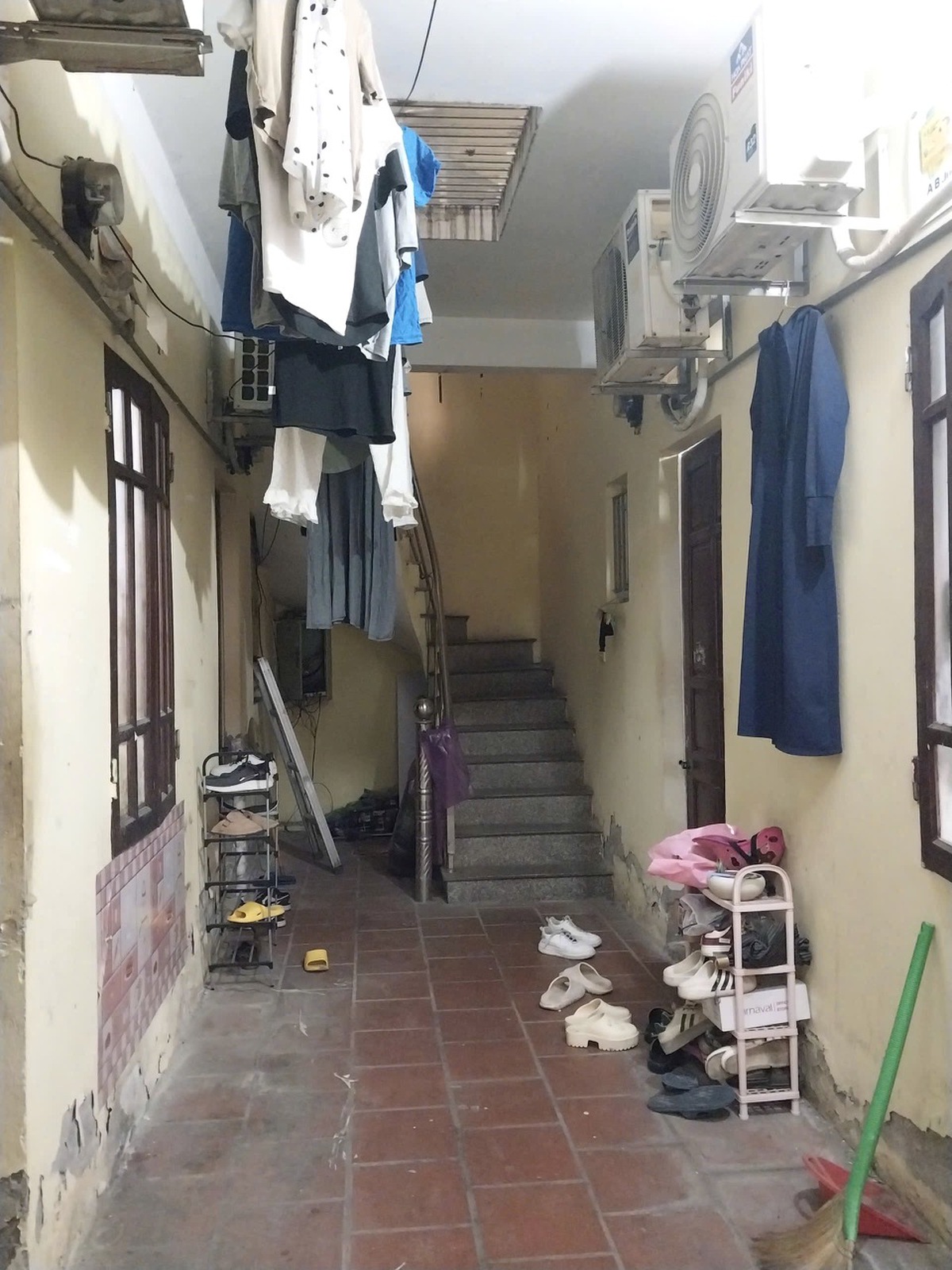 Giá nhà leo thang, giấc mơ an cư của người lao động ngày càng xa vời- Ảnh 1.