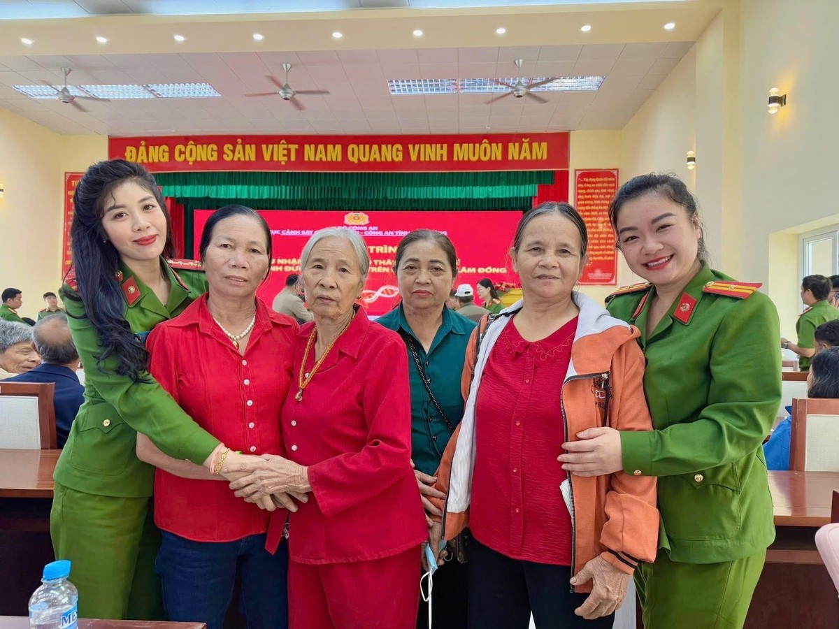 Nữ đại úy Cảnh sát tự hào làm nhiệm vụ thu nhận mẫu AND cho thân nhân các liệt sĩ- Ảnh 3.