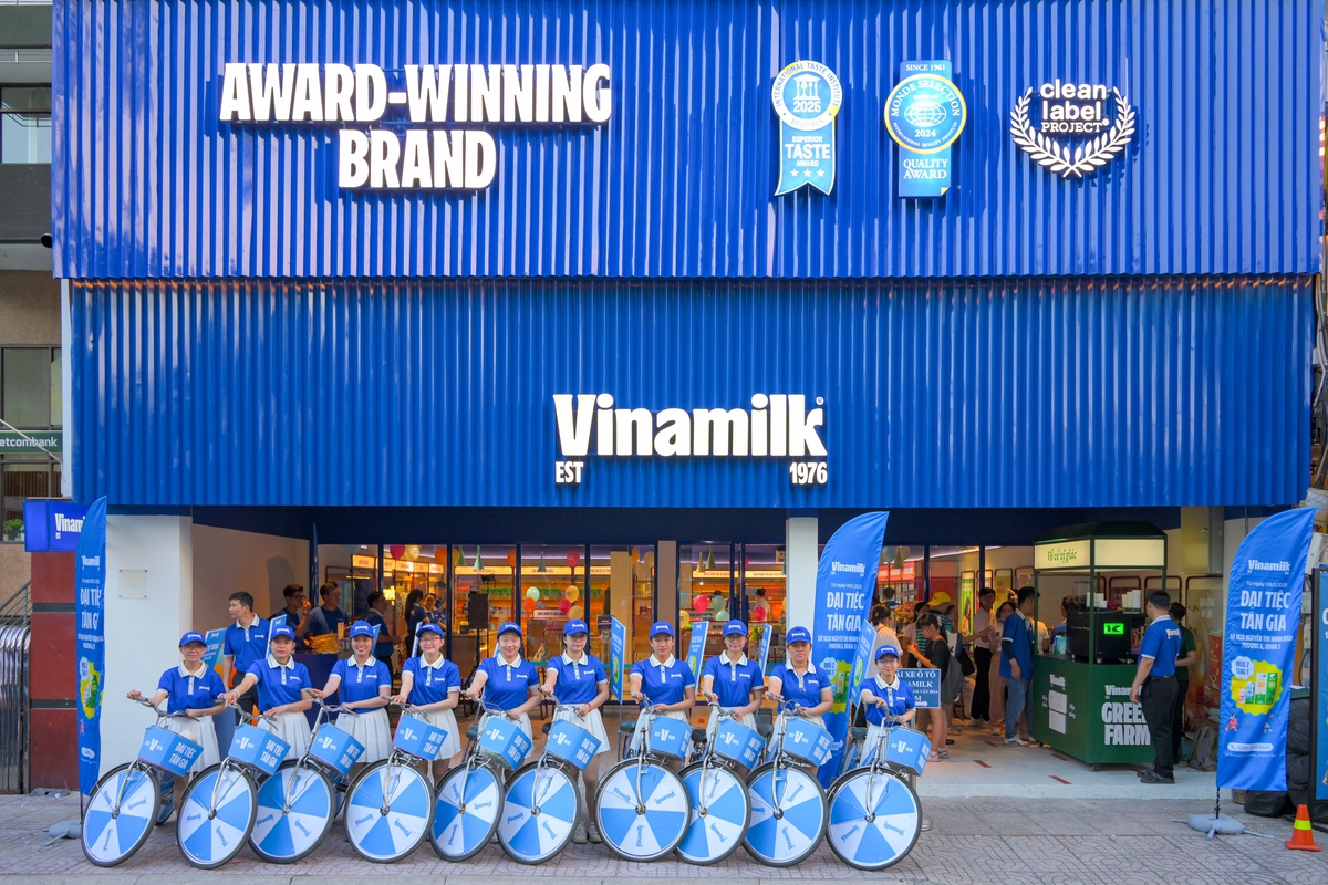 Vinamilk 30 năm liên tiếp được vinh danh Hàng Việt Nam Chất Lượng Cao- Ảnh 3.