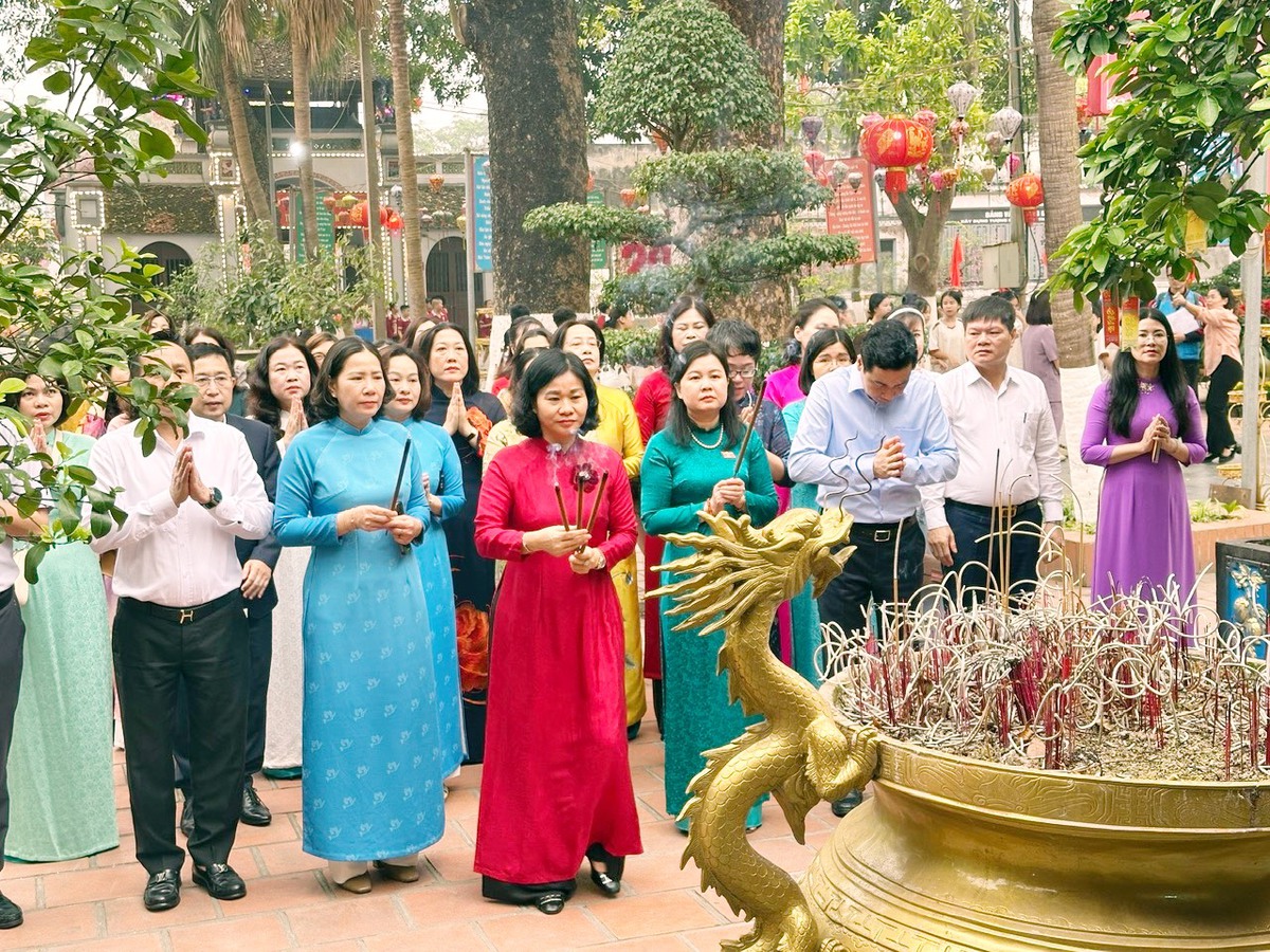 Nữ đại biểu Hà Nội cam kết hành động, góp sức đưa Thủ đô bứt phá trong nhiệm kỳ mới- Ảnh 1.