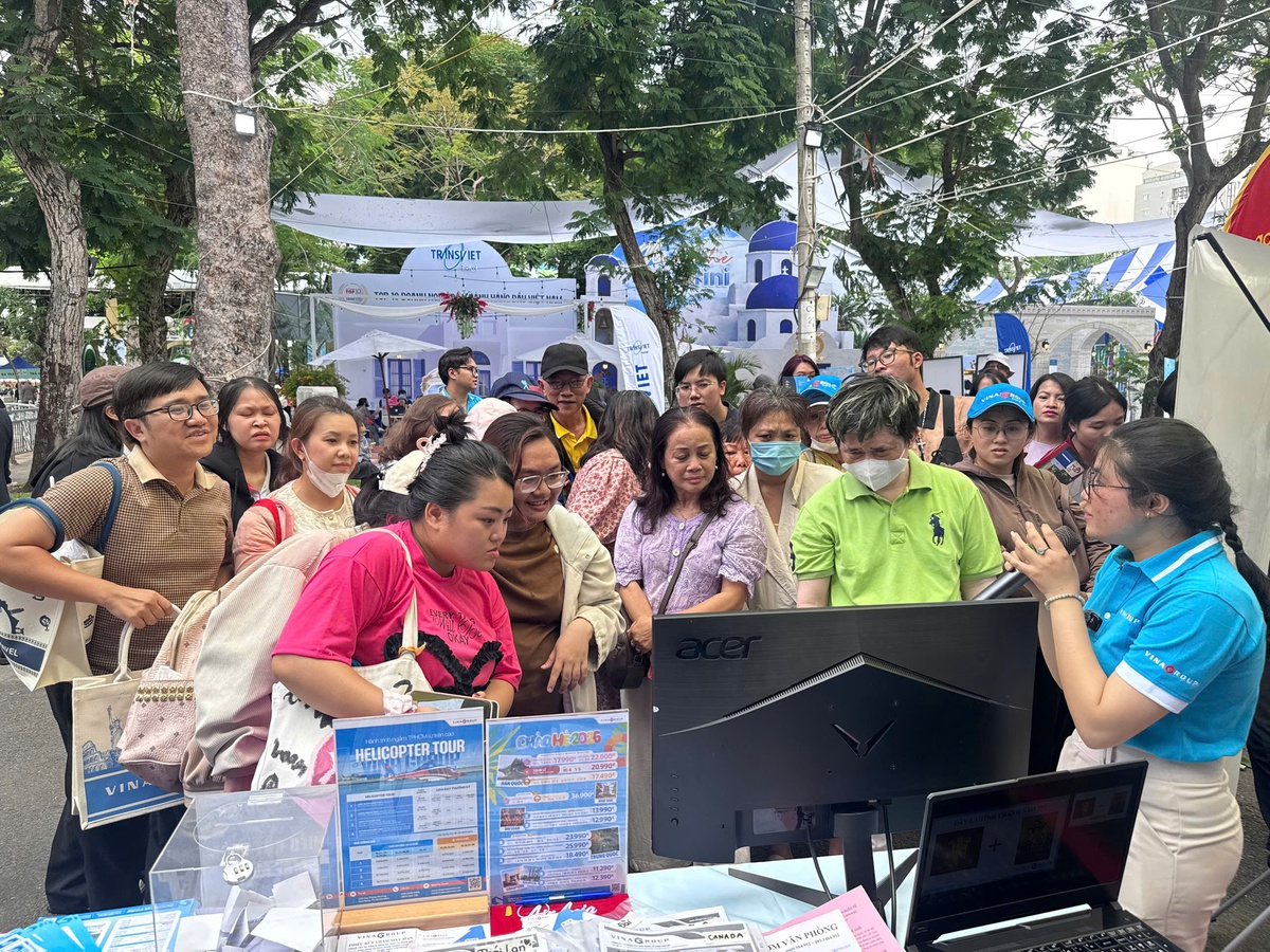 Ngày hội Du lịch TPHCM 2026: Hàng loạt tour ưu đãi, doanh nghiệp cam kết chất lượng - Ảnh 2.