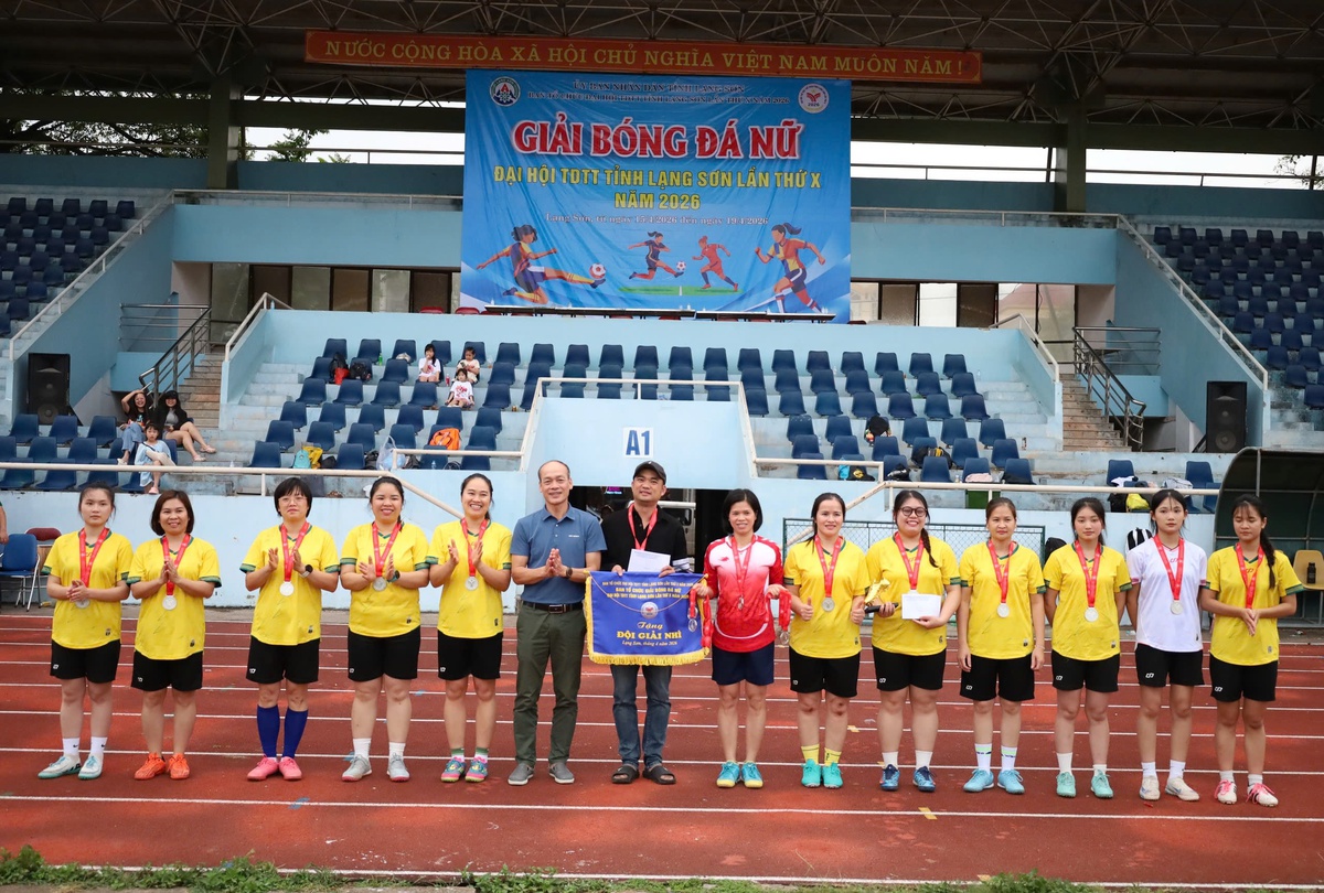 Bóng đá nữ lan tỏa tinh thần thể thao và bình đẳng giới - Ảnh 3.