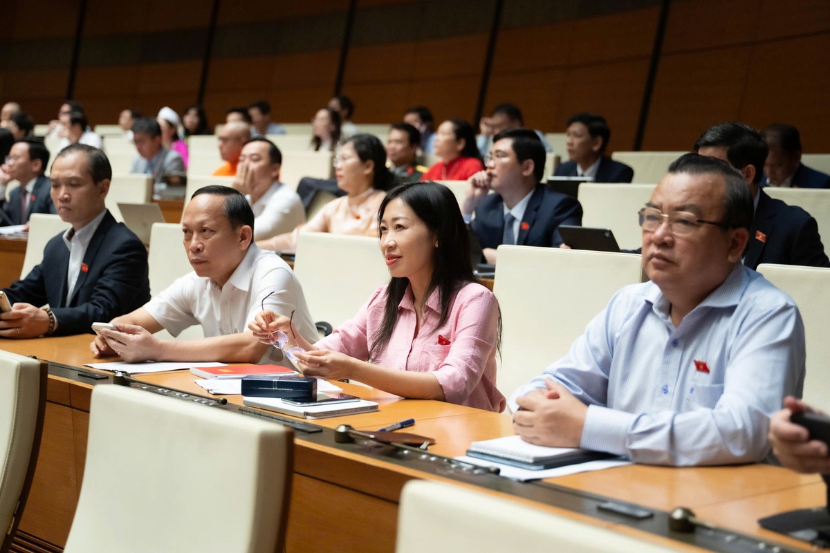 Việt Nam chuyển đổi số nhanh nhưng phụ nữ vẫn "lép vế” trong công nghệ- Ảnh 2.