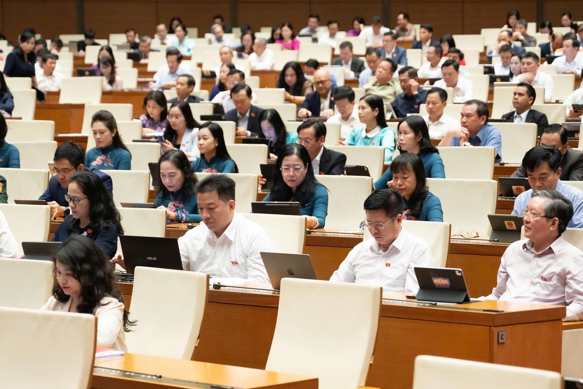 Đề xuất tăng lương cơ sở lên 2,65-2,7 triệu đồng- Ảnh 2.