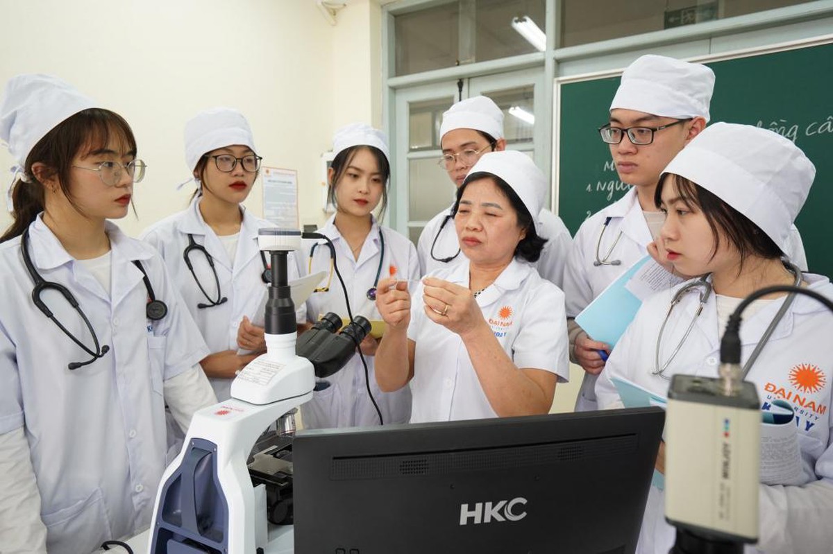 Kỳ sát hạch hành nghề Y: Cần siết chuẩn đầu ra ngay từ khâu đào tạo- Ảnh 2.