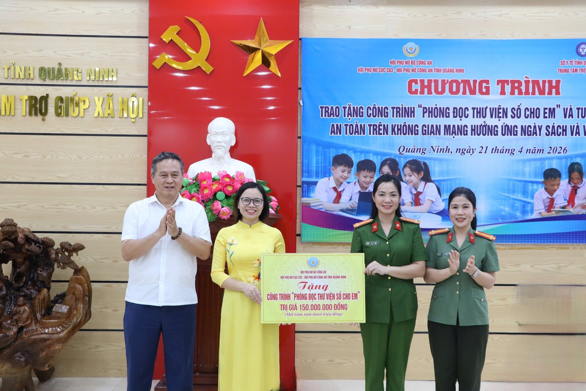 Quảng Ninh trao tặng “Phòng đọc thư viện số cho em”- Ảnh 4.