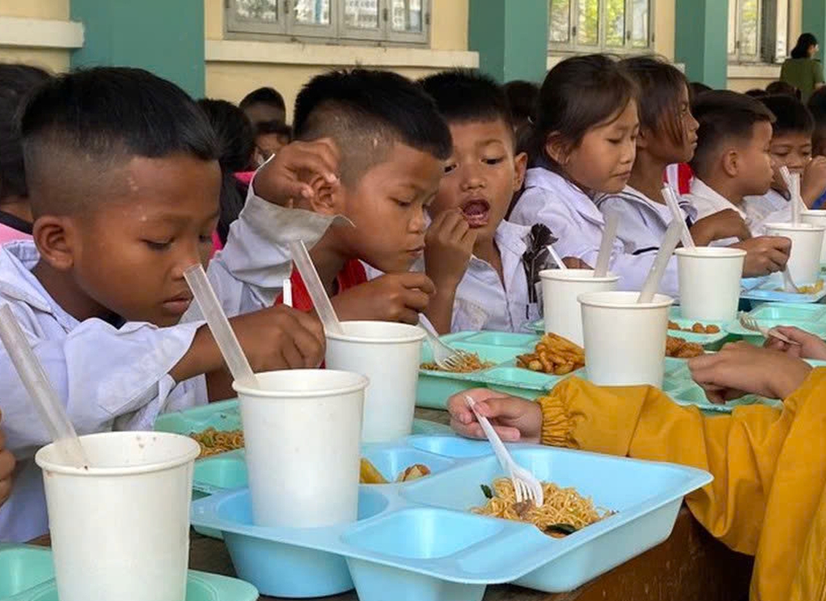 Để bữa cơm nơi lưng núi không còn nỗi lo "thực phẩm mù mờ"- Ảnh 1.