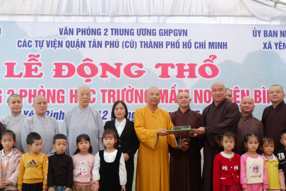 Phật tử ở Lạng Sơn kết nối nguồn lực hơn 10 tỷ đồng trợ giúp người nghèo- Ảnh 2.