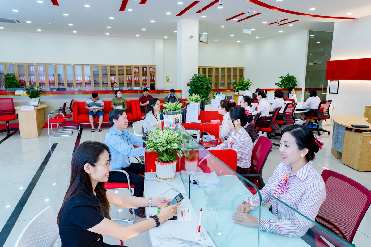 HDBank đẩy mạnh tài trợ theo chuỗi: Tín chấp lên đến 5 tỷ và tỉ lệ tài trợ đến 100%, khơi thông dòng vốn hệ sinh thái và chuỗi giá trị- Ảnh 3.