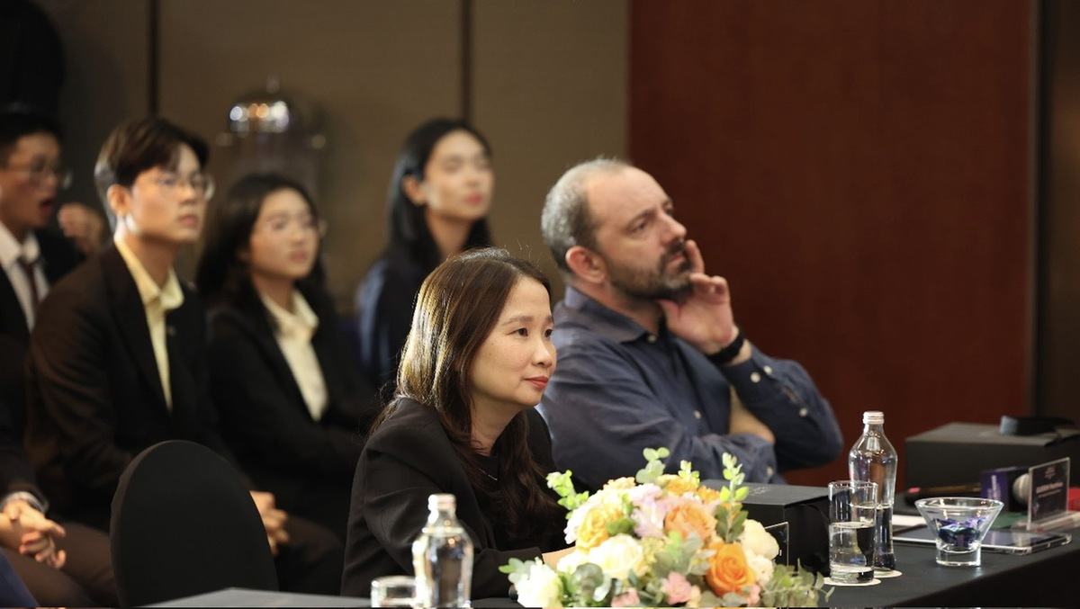 L’ORÉAL BRANDSTORM 2026: Đại học RMIT đoạt Quán quân "Kiến tạo tương lai của nước hoa cao cấp" - Ảnh 2.