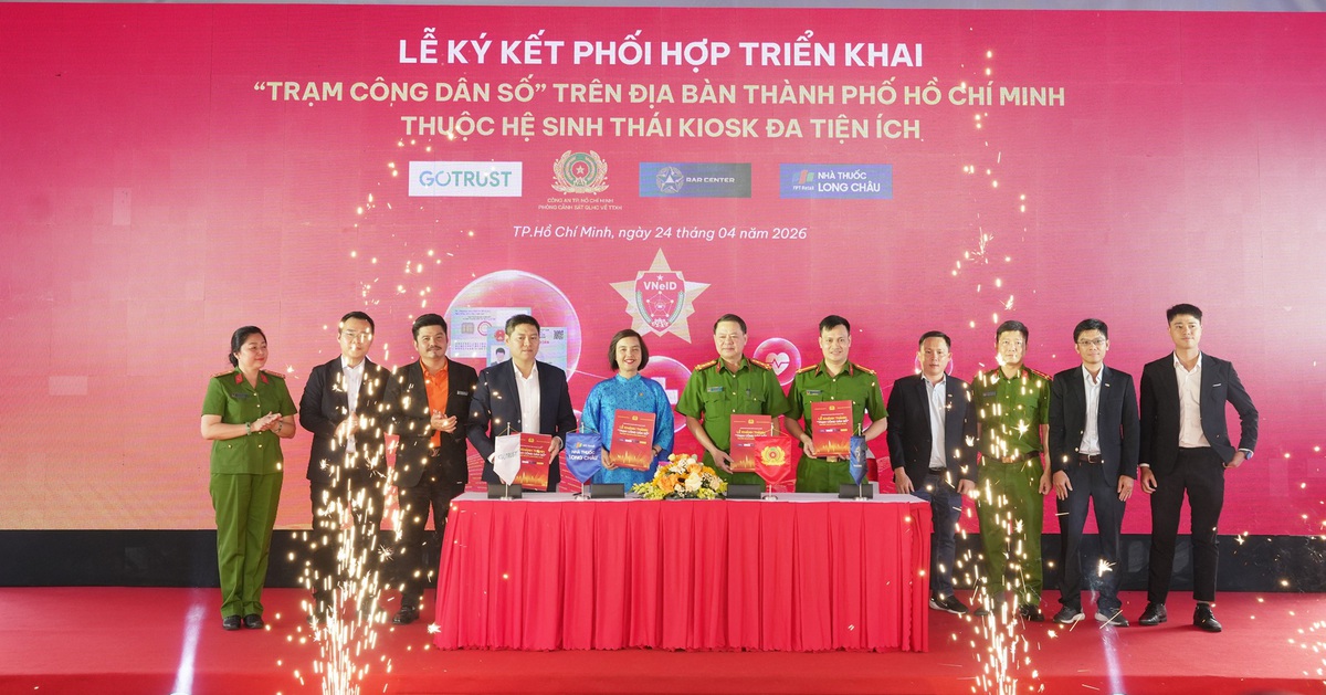 Từ đo chỉ số sức khỏe đến mua thuốc giao tận nơi: Trạm Công dân số TPHCM nâng trải nghiệm y tế cho người dân- Ảnh 2.