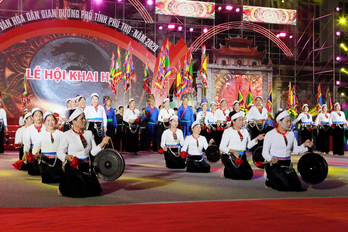 Phú Thọ bừng sáng đêm hội di sản "Thanh âm nguồn cội"- Ảnh 3.