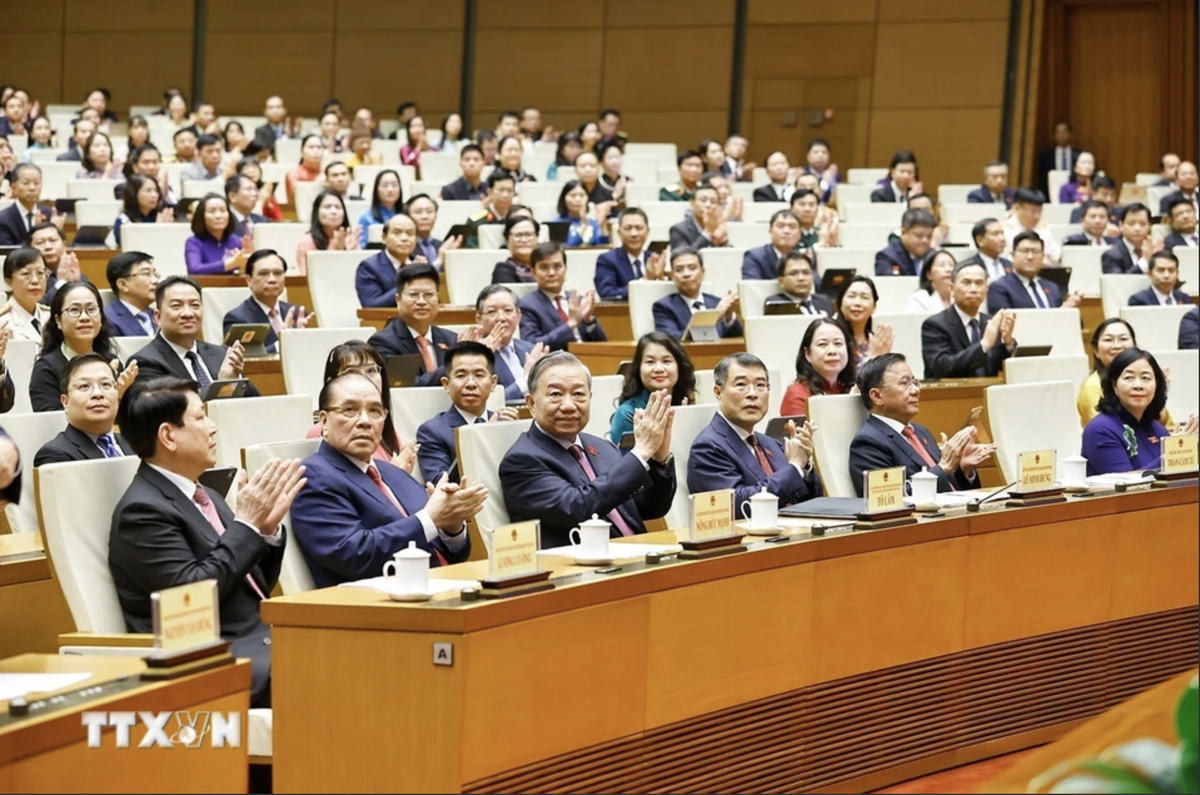 Bế mạc Kỳ họp thứ nhất: Dấu ấn tinh thần đổi mới và hành động quyết liệt ngay từ đầu nhiệm kỳ- Ảnh 1.