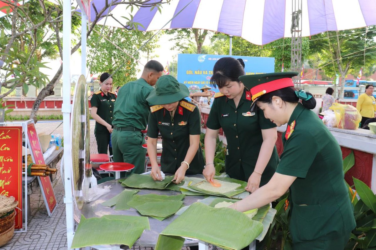 Cần Thơ: Sôi nổi Hội thi gói, nấu và trưng bày bánh chưng, bánh tét- Ảnh 15.