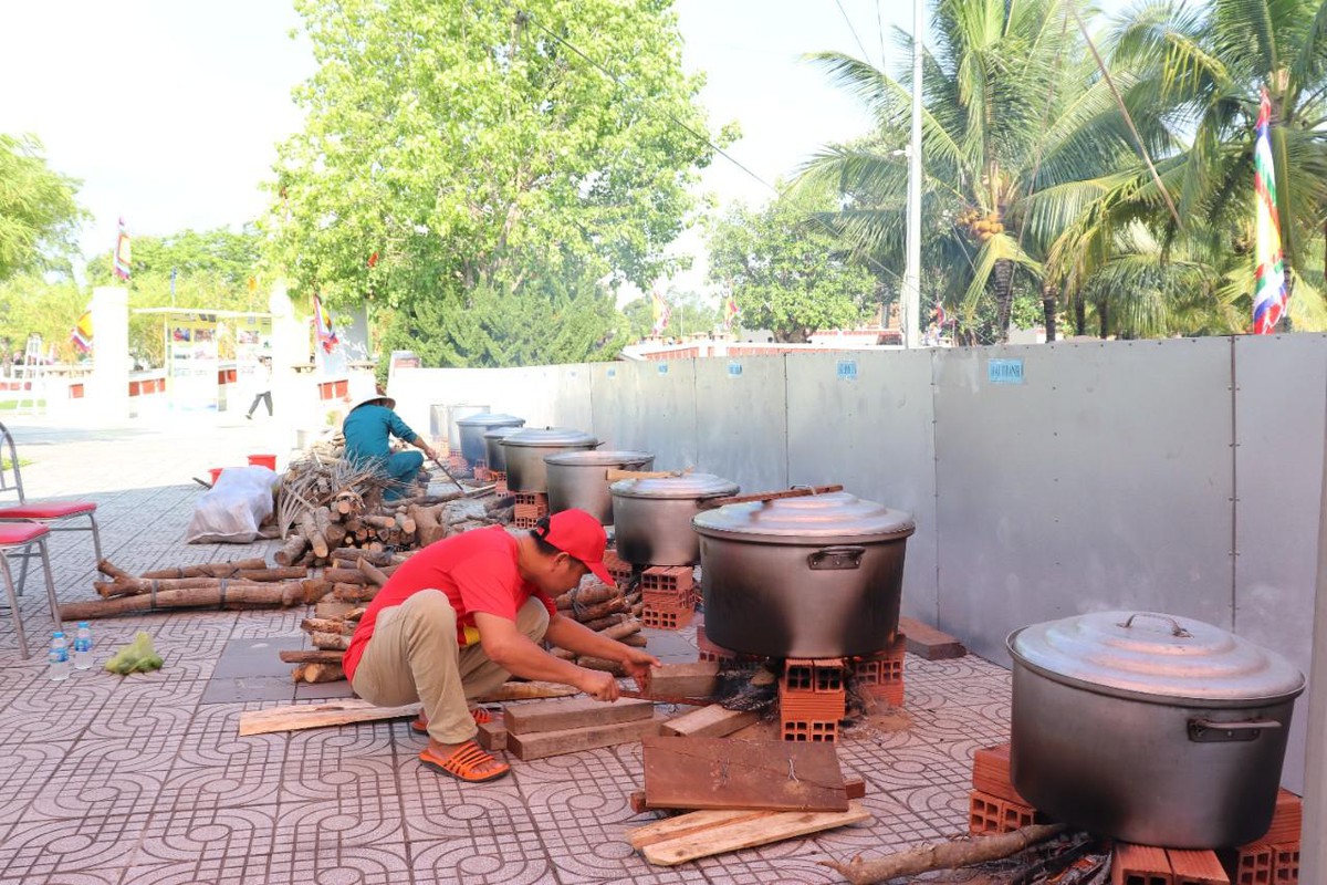 Cần Thơ: Sôi nổi Hội thi gói, nấu và trưng bày bánh chưng, bánh tét- Ảnh 24.