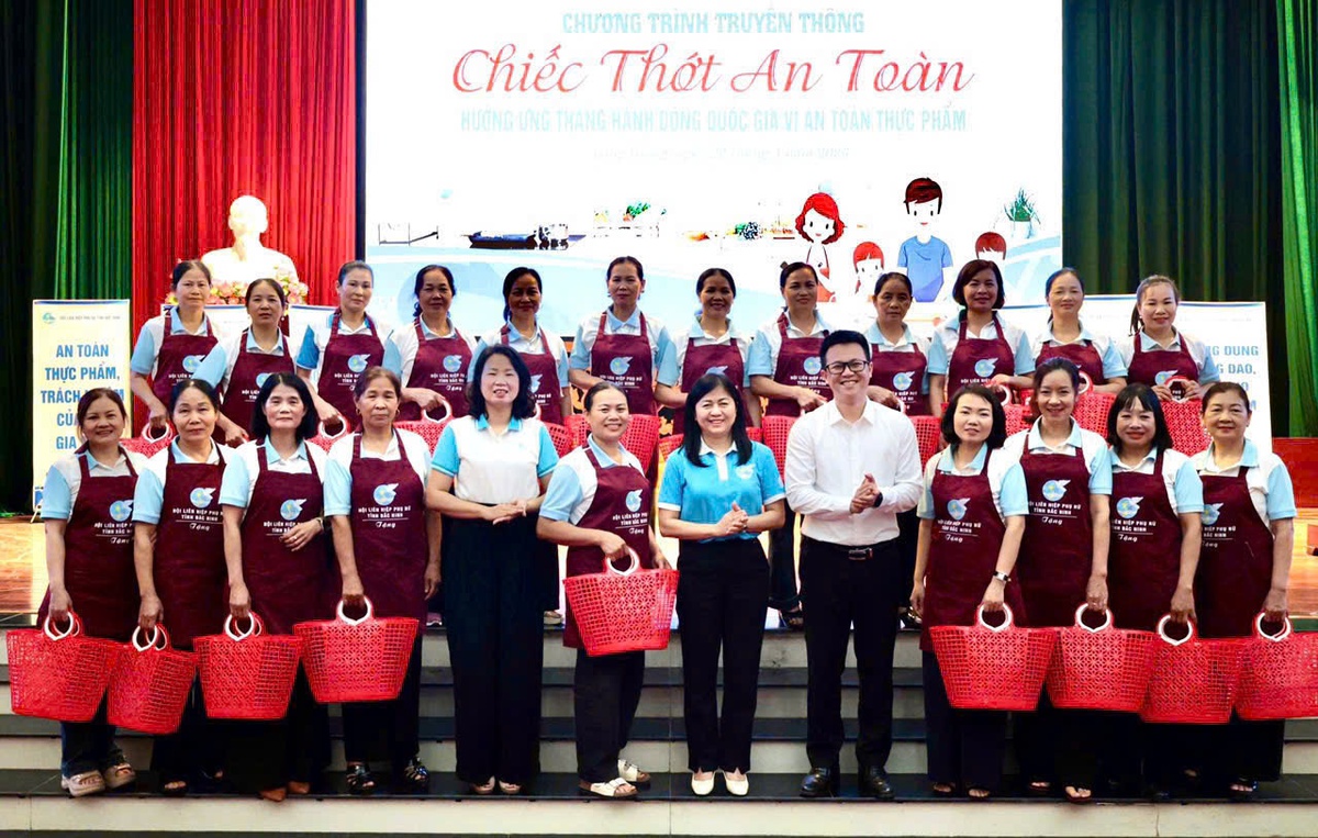 Bắc Ninh: Gần 2.400 cán bộ, hội viên và nhân dân tham gia chiến dịch “Chiếc thớt an toàn”- Ảnh 1.