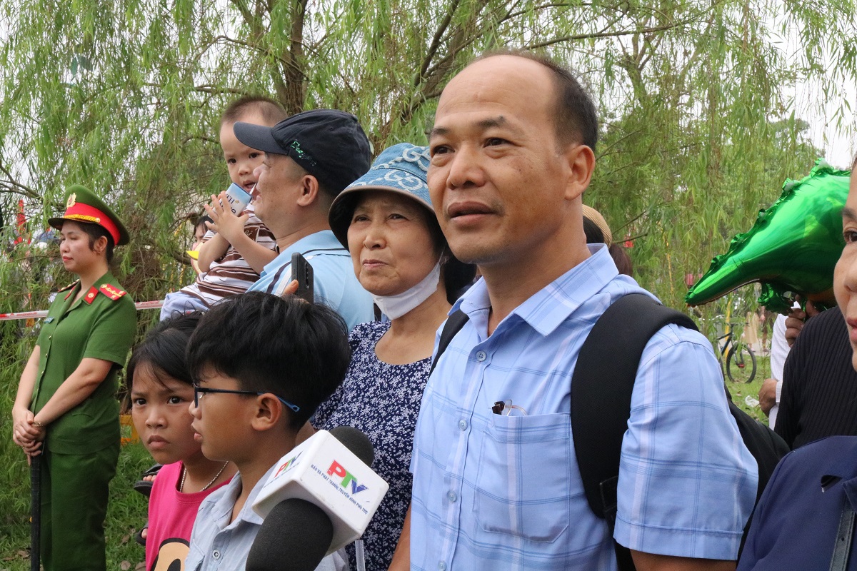 Bơi chải trên hồ Văn Lang: Từ đường đua truyền thống đến sản phẩm du lịch bền vững của Đất Tổ- Ảnh 3.