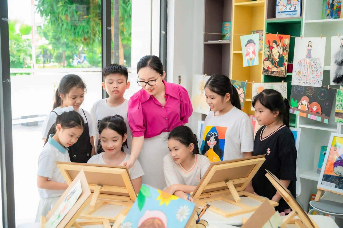 Vì sao ngày càng nhiều nghệ sĩ nữ chọn rời bỏ "vùng an toàn"?- Ảnh 1.