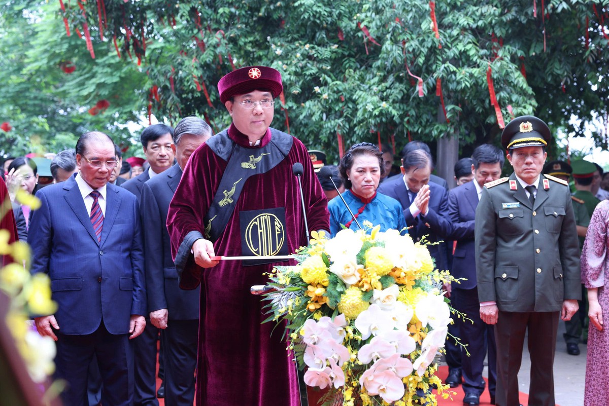 Tổng Bí thư, Chủ tịch nước Tô Lâm dâng hương Giỗ Tổ Hùng Vương- Ảnh 4.