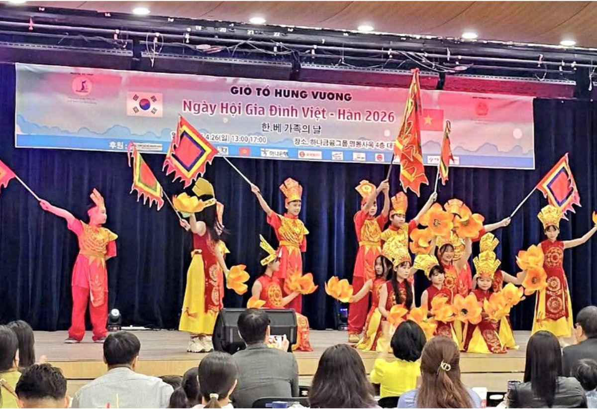 Viet Nam-Korea Family Festival in Seoul turns towards the roots- Ảnh 1.
