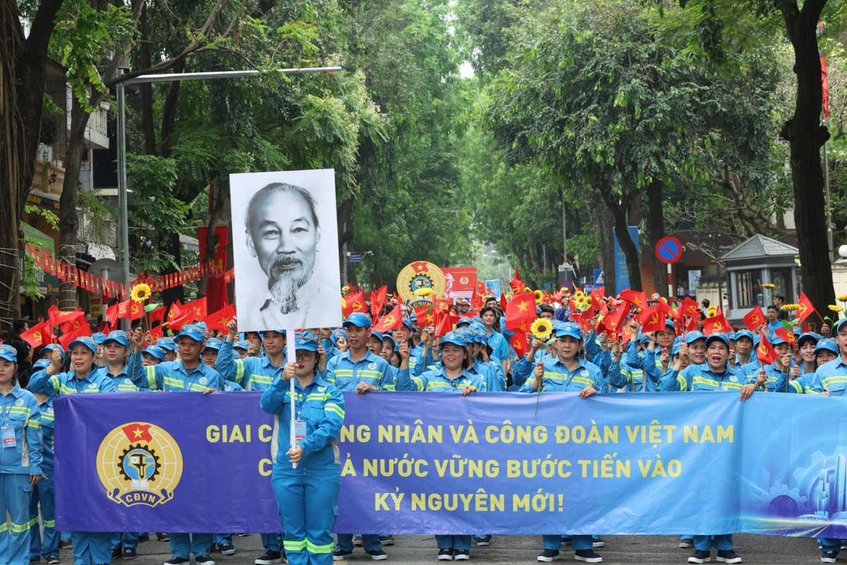 Tôn vinh 101 "thủ lĩnh" công đoàn: Lan tỏa bản lĩnh từ cơ sở- Ảnh 3.