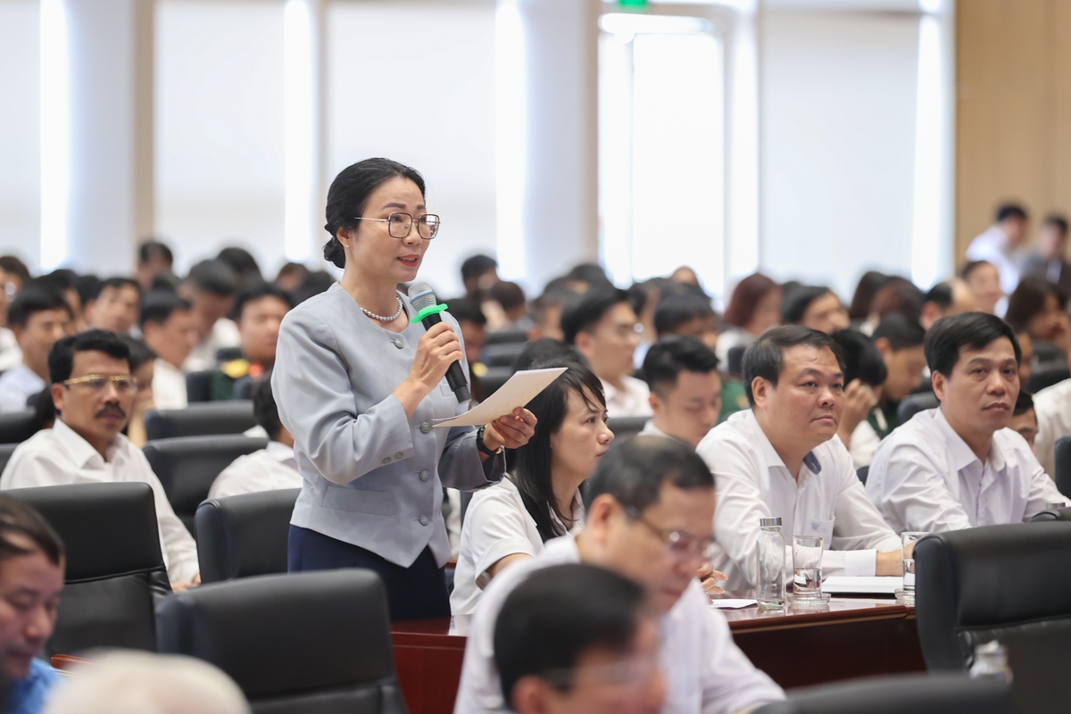 Thủ tướng: Tiếp tục rà soát, điều chỉnh hệ thống chỉ tiêu của Chiến lược quốc gia về bình đẳng giới- Ảnh 2.