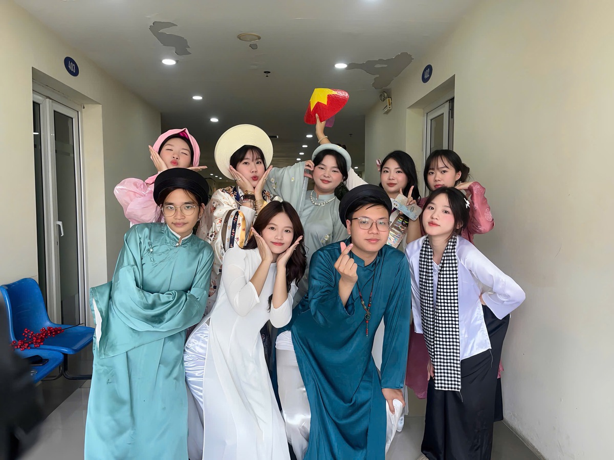 Giáo dục số: Học thông qua trải nghiệm và va chạm quan điểm- Ảnh 1.