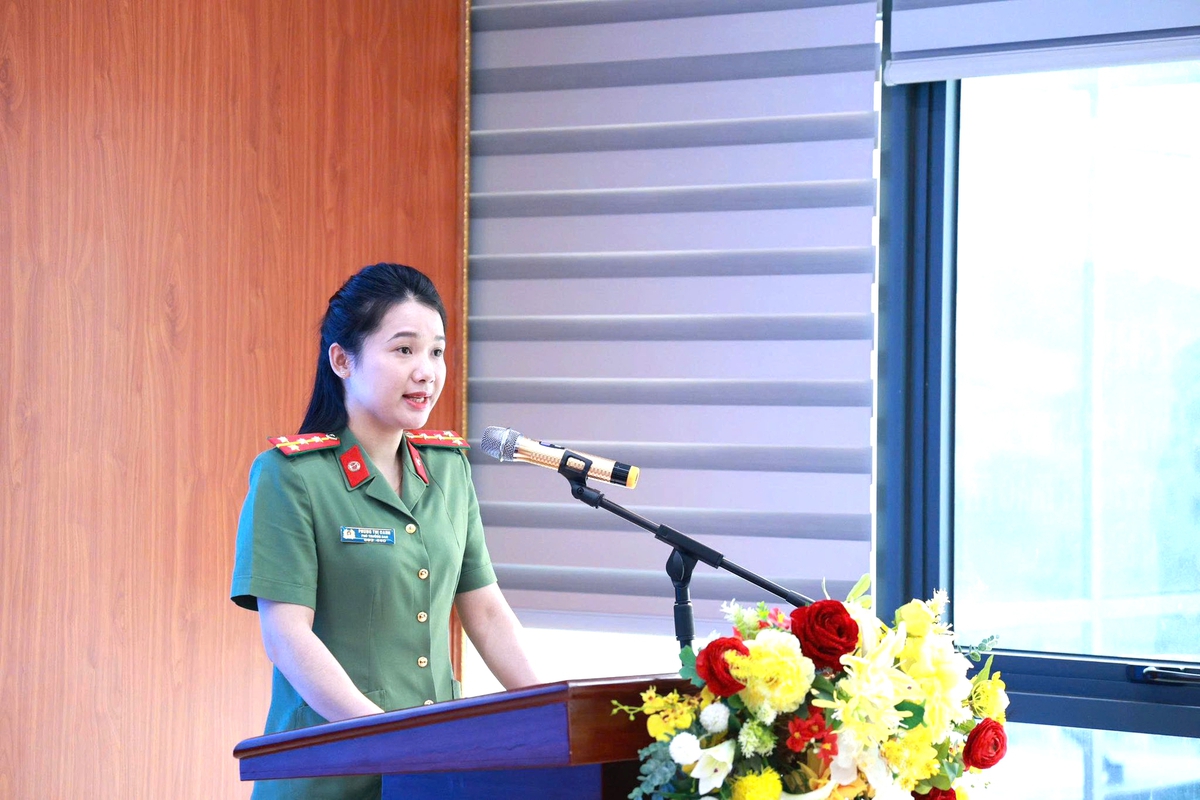 Phụ nữ Công an tỉnh Lạng Sơn phát động phong trào “Viết nhật ký 3 nhất” - Ảnh 2.