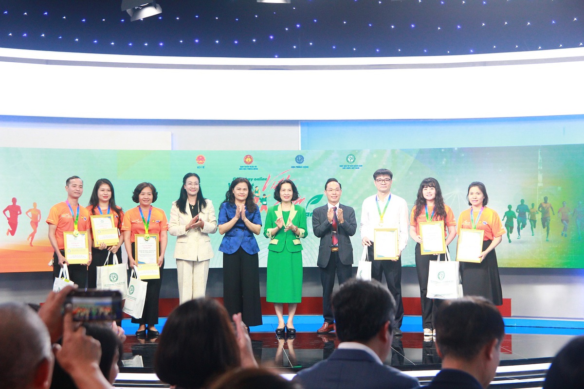 Lan tỏa tinh thần “chủ động phòng bệnh” từ cộng đồng- Ảnh 2.