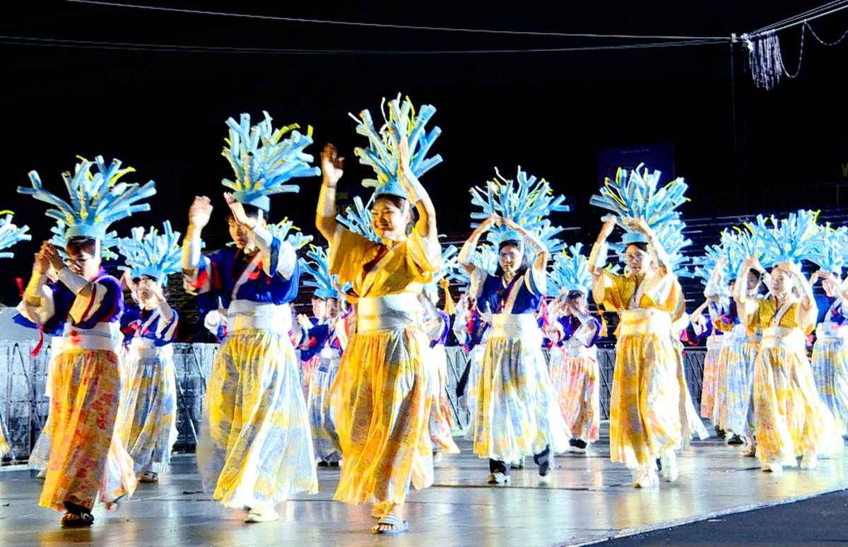 Rực rỡ sắc màu Carnaval Hạ Long 2026- Ảnh 1.