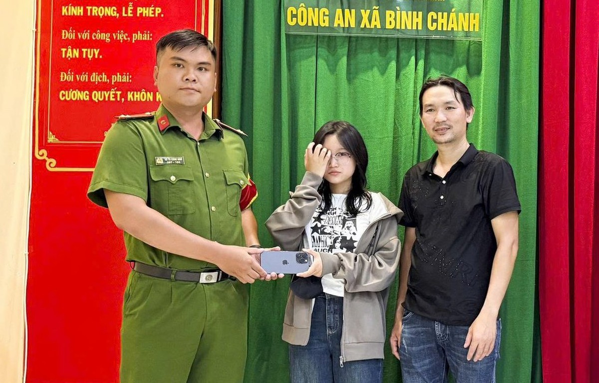 TPHCM: Dập đám cháy kịp thời, hướng dẫn 2 nạn nhân thoát nạn an toàn- Ảnh 3.