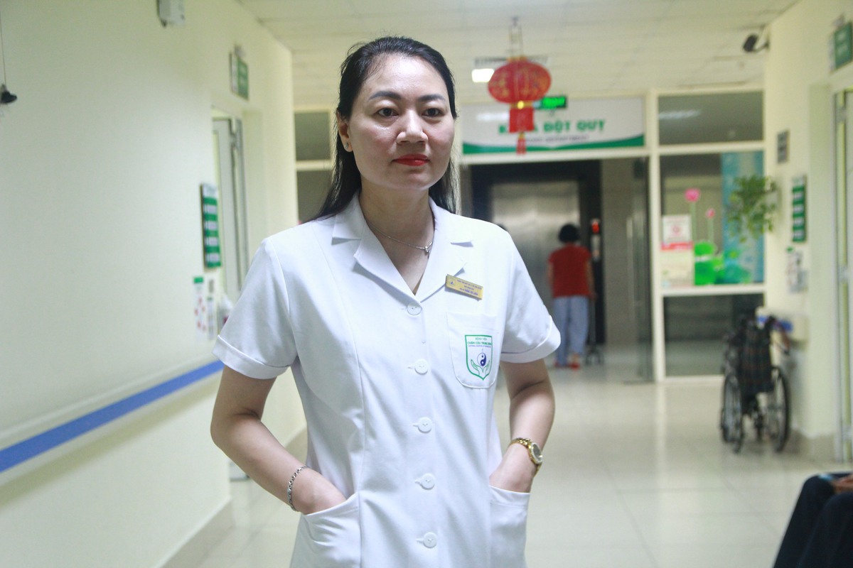 Đặt "hàng rào kỹ thuật" trước khi bác sĩ hành nghề Y- Ảnh 1. Đặt "hàng rào kỹ thuật" trước khi bác sĩ hành nghề Y- Ảnh 1.