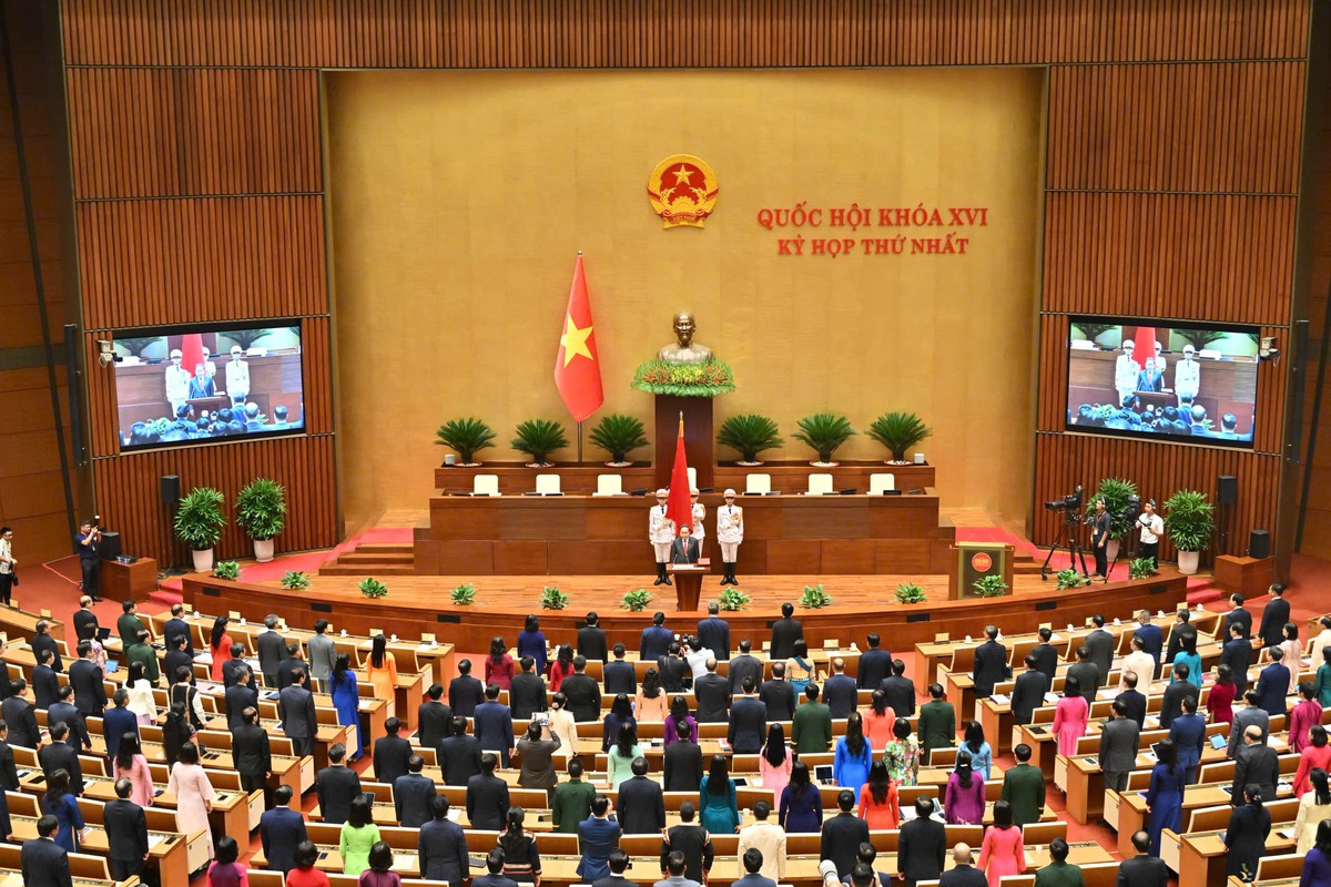 Tuyên thệ nhậm chức, Chủ tịch Quốc hội khẳng định sẽ đẩy mạnh công nghệ, nâng cao chất lượng lập pháp- Ảnh 2.