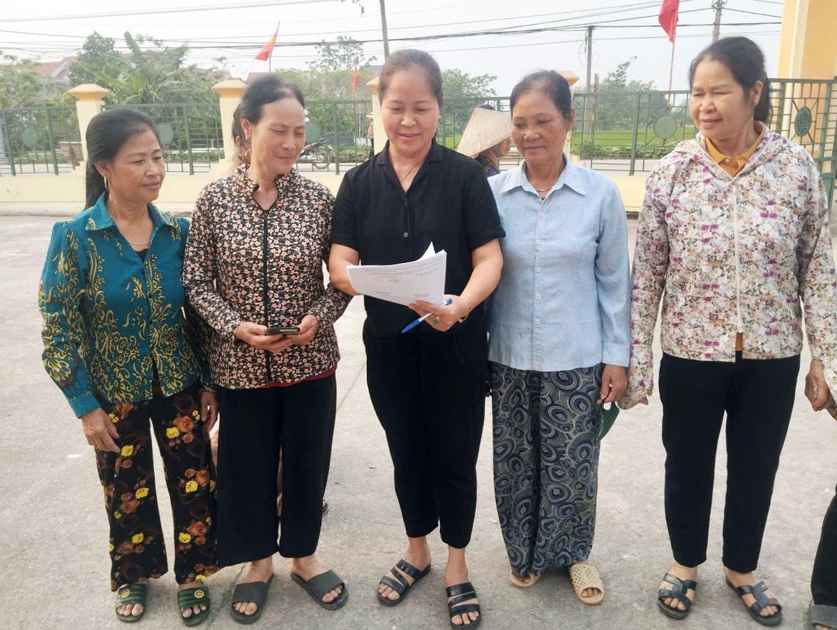 Vận động bỏ thuốc bằng cách khuyên "uống nước chè, nhai kẹo cao su, làm việc nhà"- Ảnh 2.