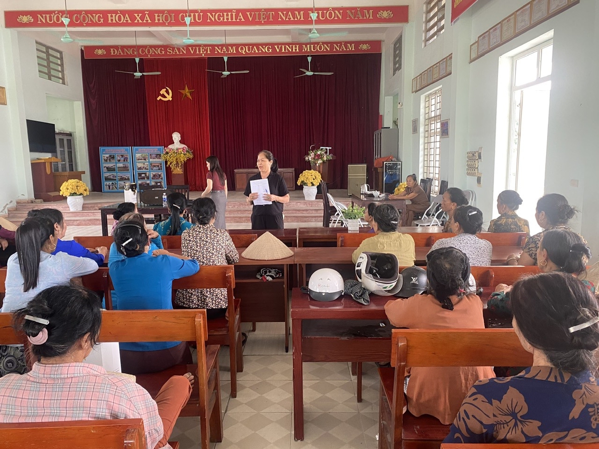 Vận động bỏ thuốc bằng cách khuyên "uống nước chè, nhai kẹo cao su, làm việc nhà"- Ảnh 3.