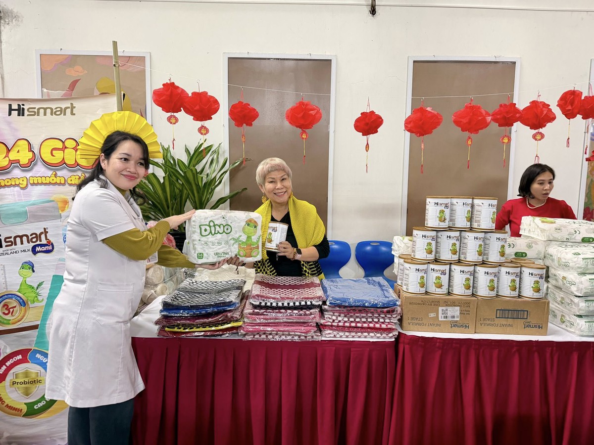 Người phụ nữ gần 20 năm duy trì "Gian hàng 0 đồng"- Ảnh 4.